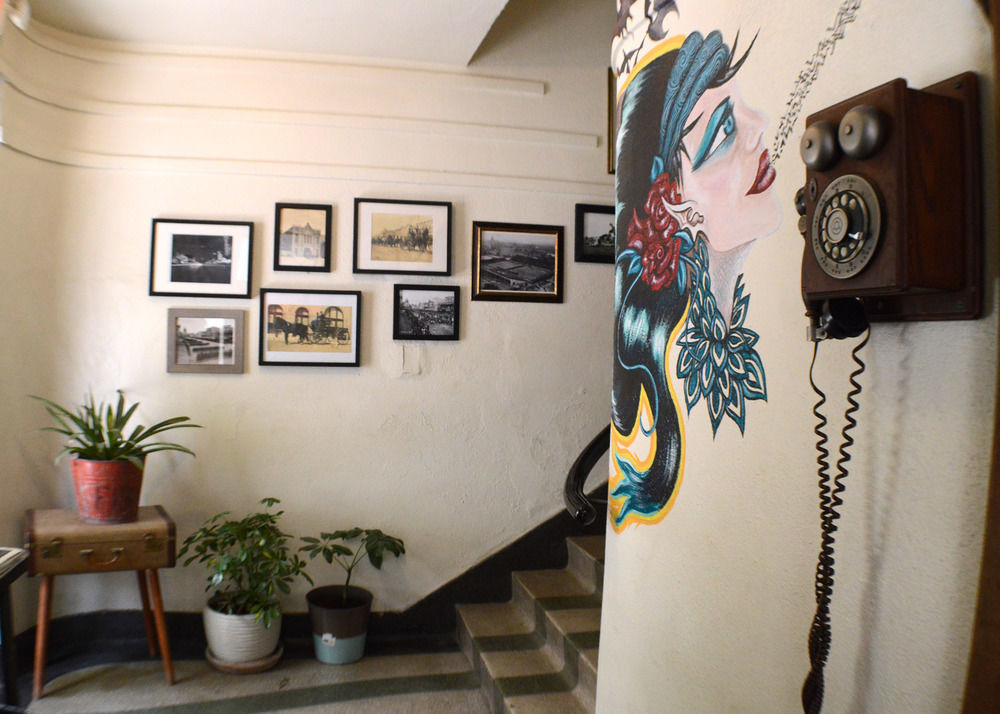Firehouse Hostel (Adults Only) Austin Extérieur photo