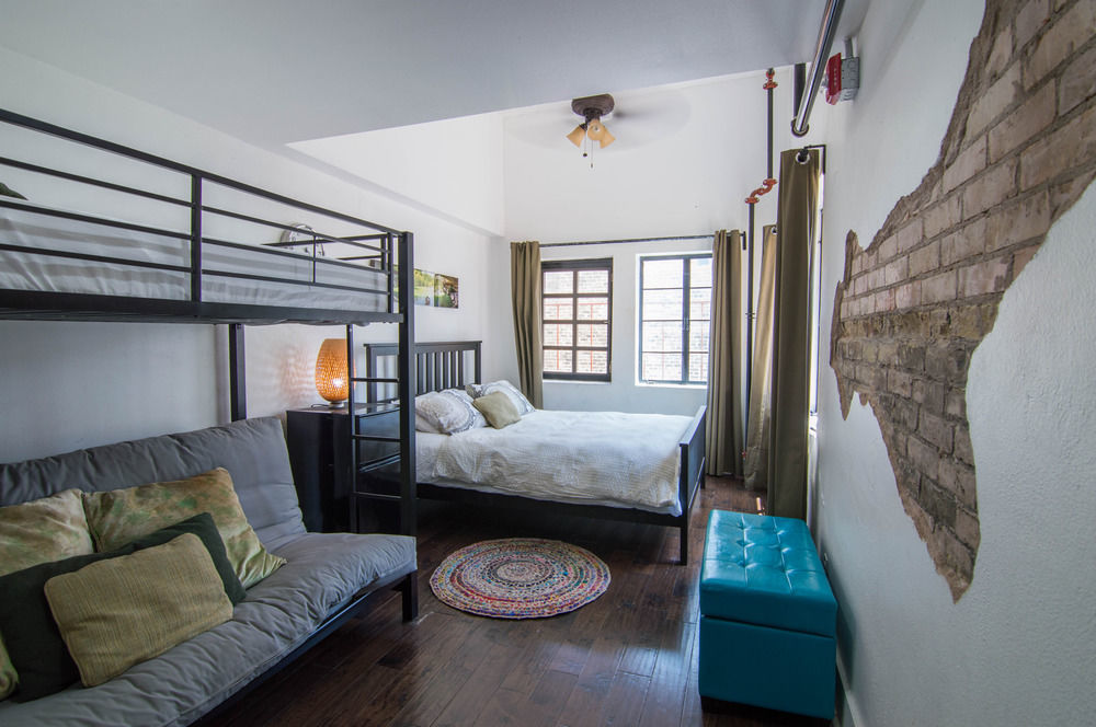 Firehouse Hostel (Adults Only) Austin Extérieur photo